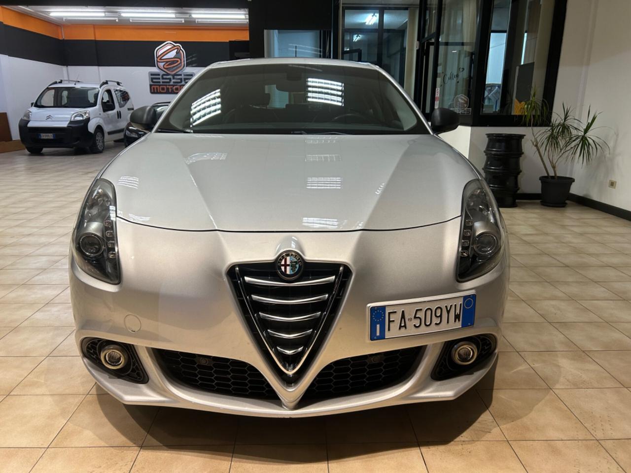 Alfa Romeo Giulietta - 2015 1.6 JTDm-2 120 CV Exclusive