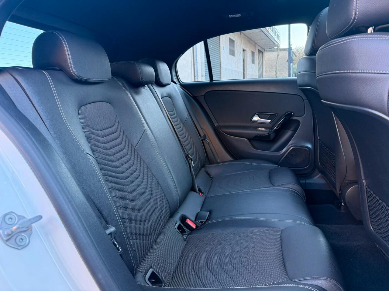 Mercedes Classe A 180d 116cv TETTO VIRTUAL 2018