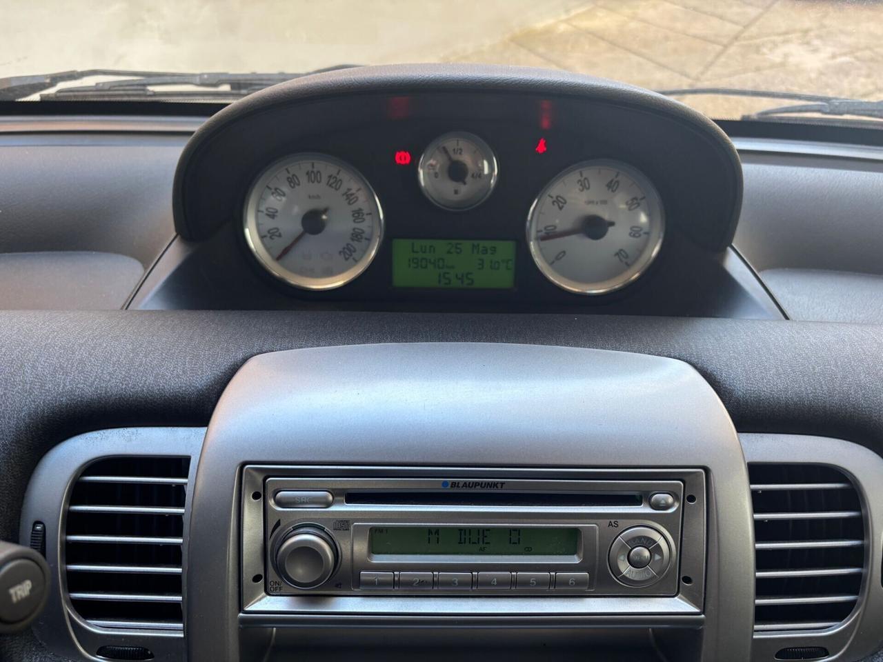Lancia Ypsilon 1.2 - 19.000 KM ORIGINALI