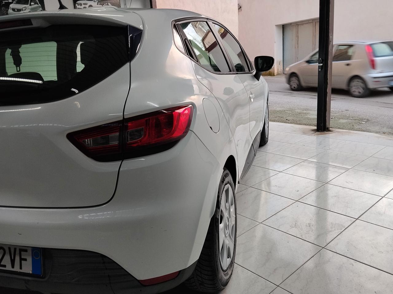 Renault Clio 1.2 Benz/ GPL 2015 CON GARANZIA