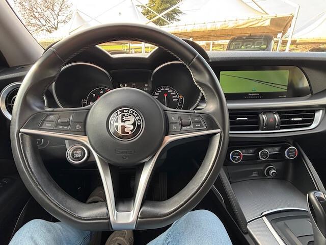 Alfa Romeo Stelvio 2.2 Turbodiesel 180 CV AT8 Q4 Executive