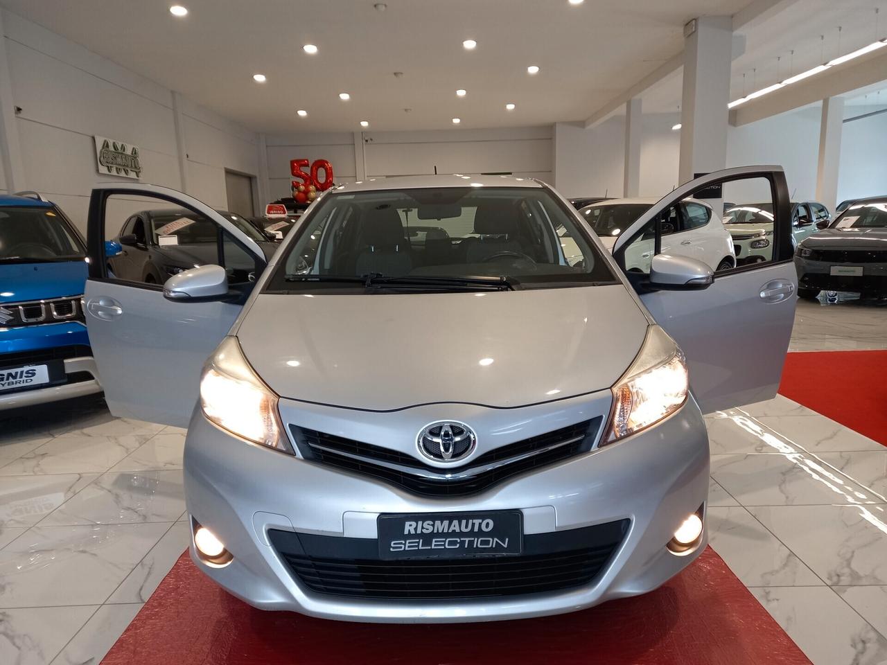 Toyota Yaris 1.0 5 porte Lounge