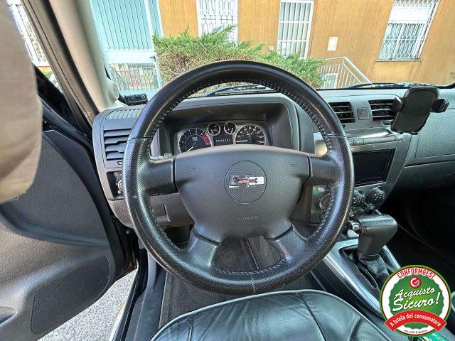 HUMMER H3 H3 3.7 Luxury auto