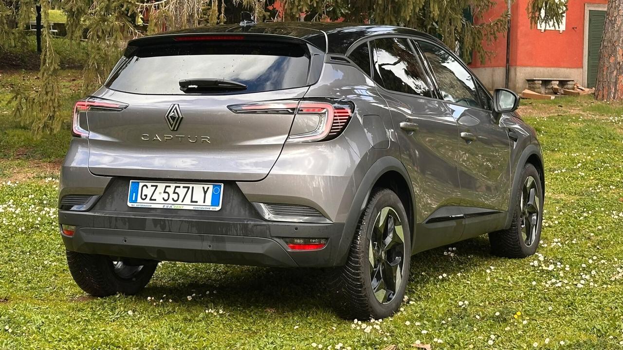 Renault Captur 1.0 TCe 90CV Techno 2025 8.800KM GPL Leggi testo