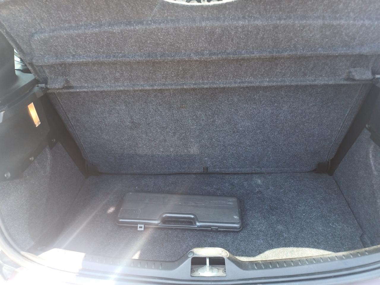 Lancia Ypsilon 1.2 DIVA ANNO 2011