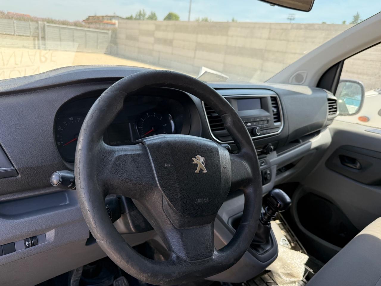 Peugeot Expert 9 posti motore rotto euro 6