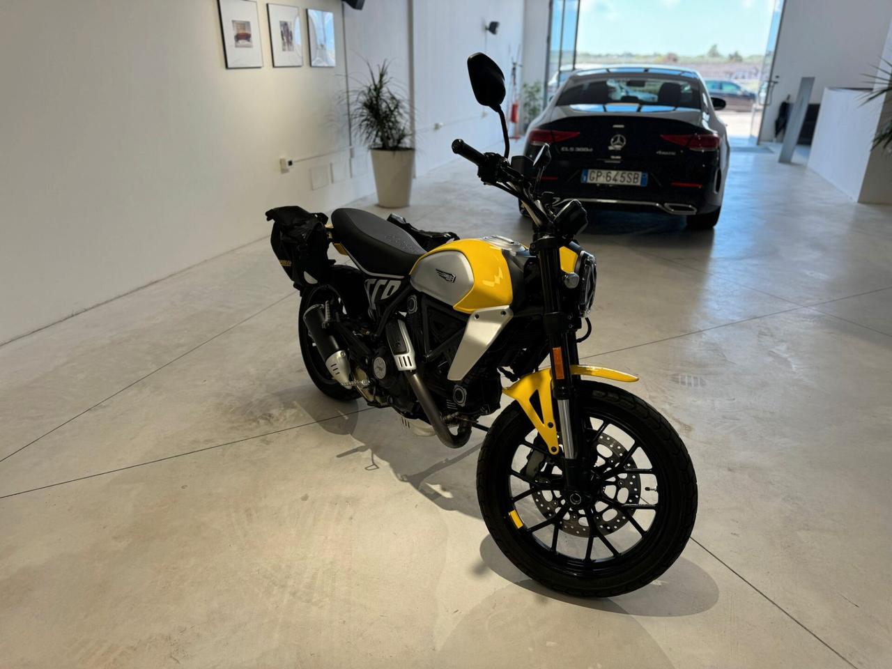 Ducati Scrambler 800 Icon - 2023