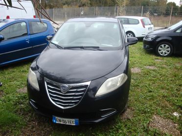 Lancia Ypsilon NEOPATENTATI NO OBBLIGO FINANZIAMENTO ANCHE IN CONTANTI