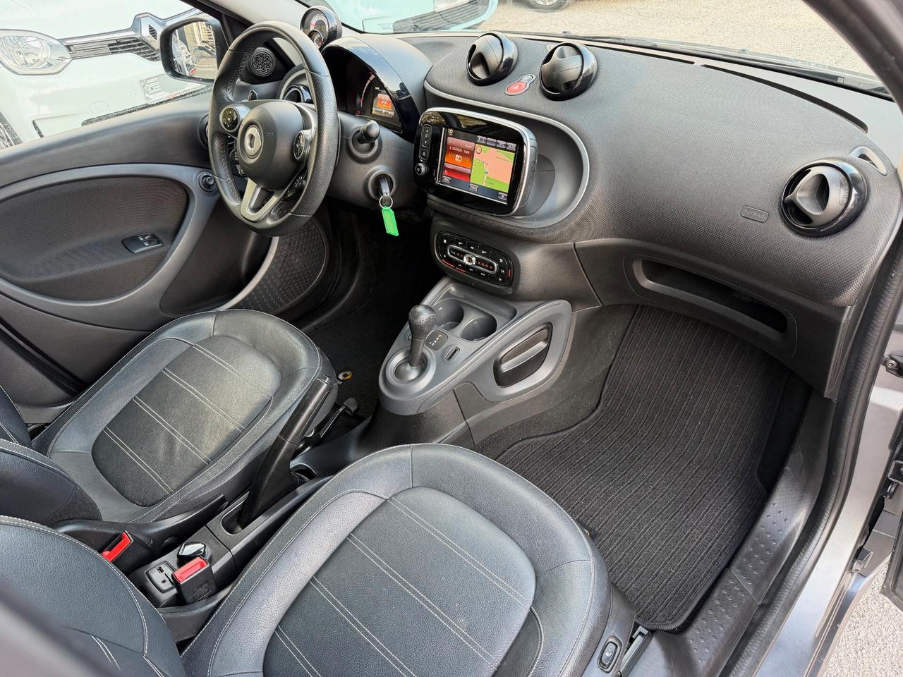 Smart ForFour 90 0.9 Turbo twinamic Prime LED TETTO