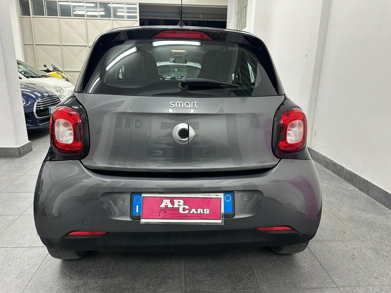 Smart ForFour 70 1.0 Prime