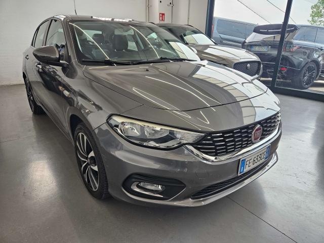 Fiat Tipo 4p 1.6 mjt Lounge 120cv NEOPATENTATI