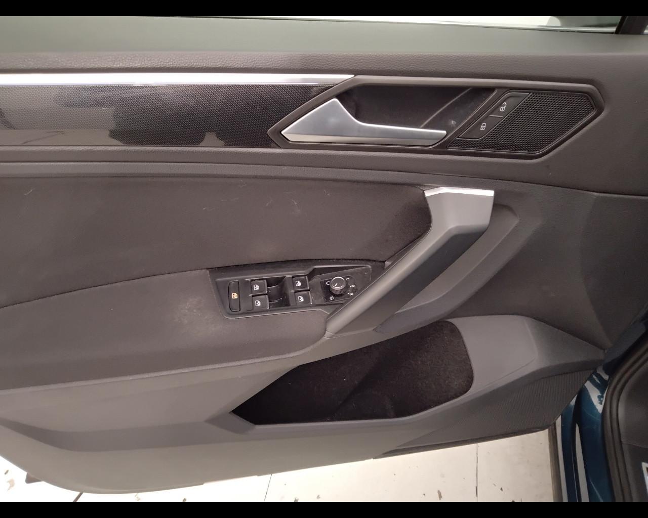 VOLKSWAGEN Tiguan II 2021 - Tiguan 2.0 tdi Life 122cv