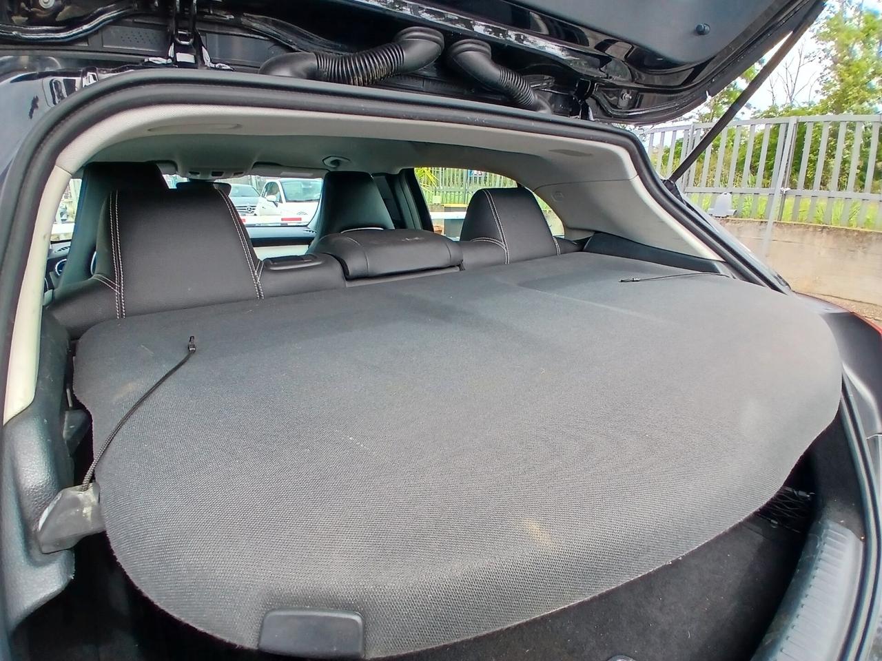Mercedes-benz GLA 180 d Premium