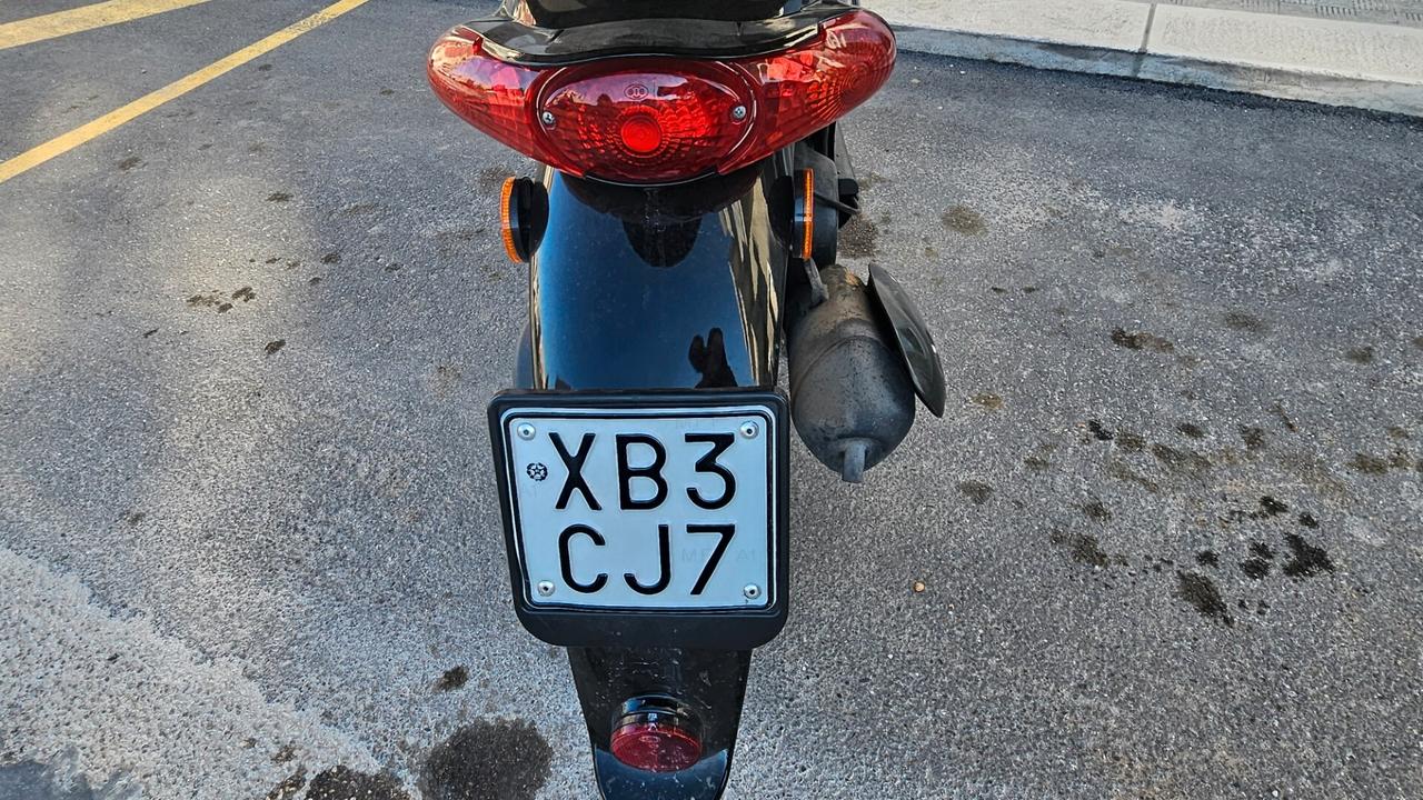 Aprilia Scarabeo 50