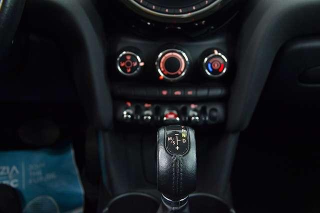 MINI One Mini IV F55-F56 2014 1.2 Hype 3p auto