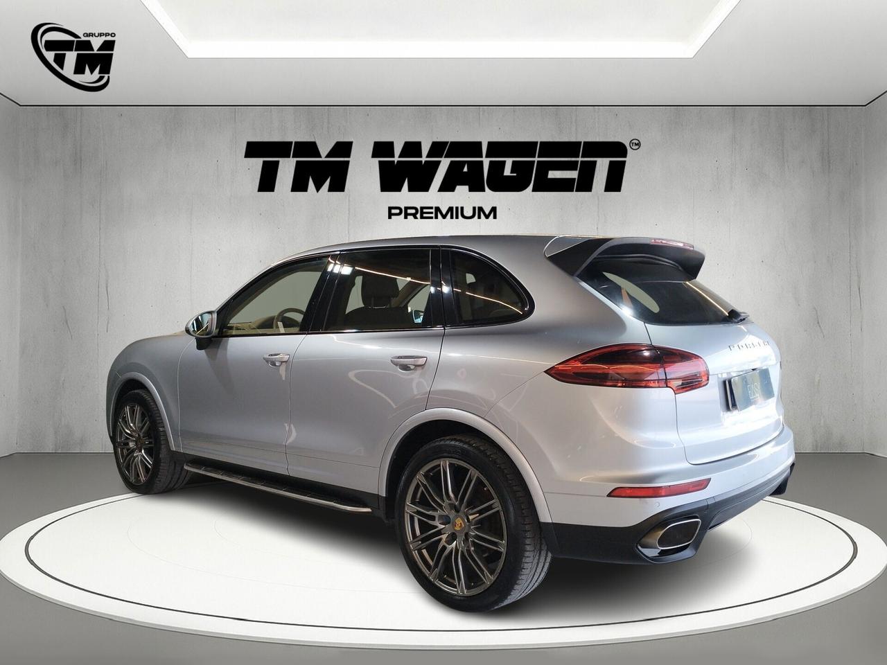 Porsche Cayenne 3.0 Platinum Edition tiptronic