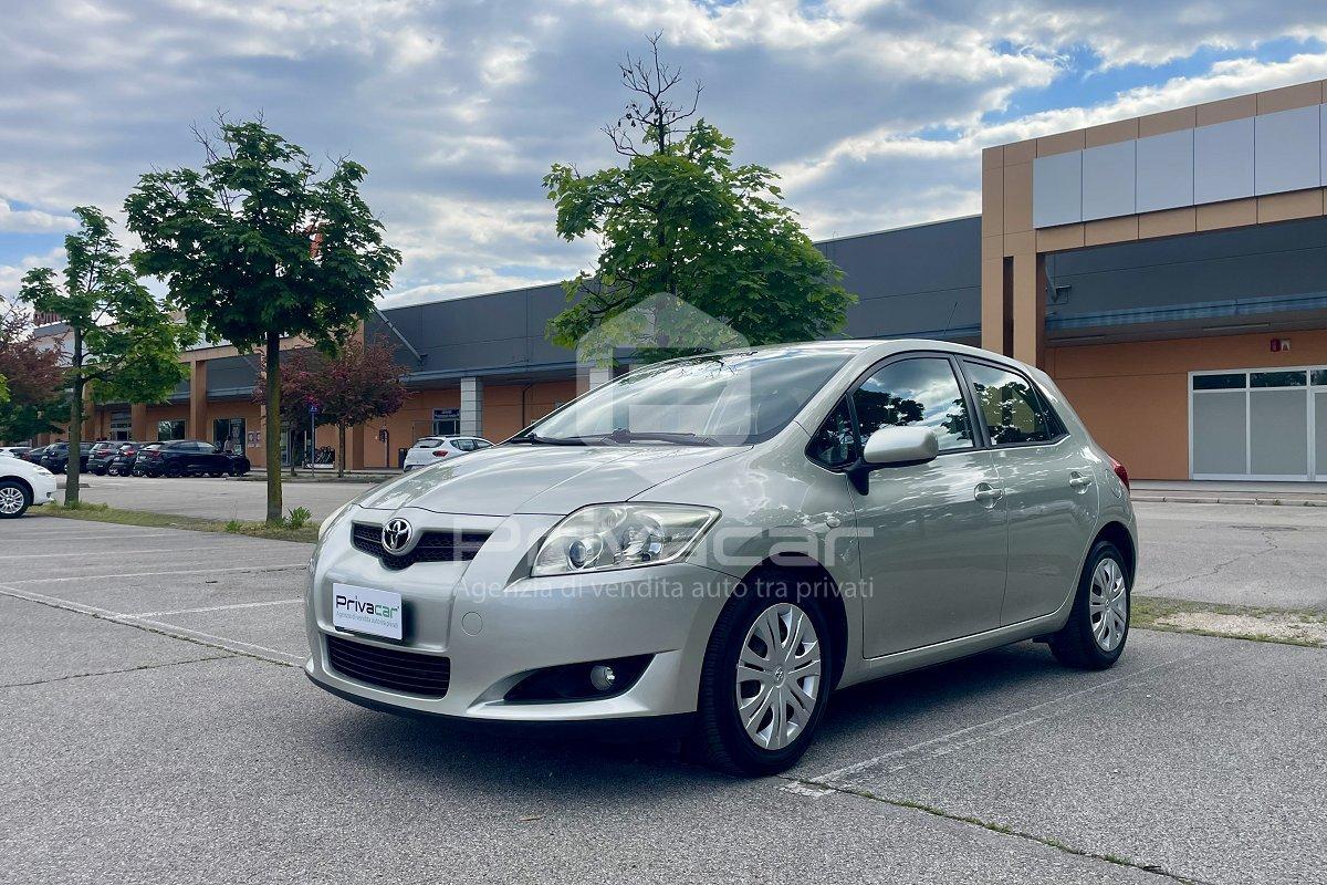 TOYOTA Auris 1.3 L 5 porte