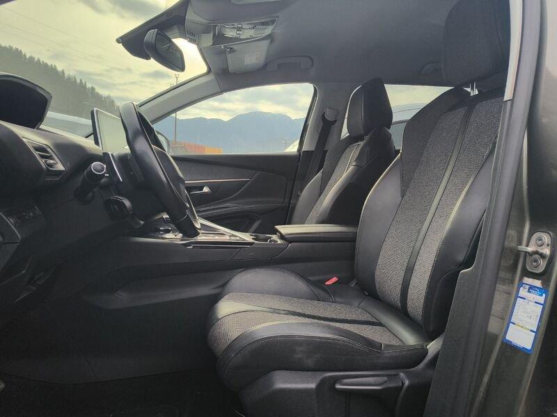 Peugeot 5008 5008 HDI 7 posti EAT8 Allure