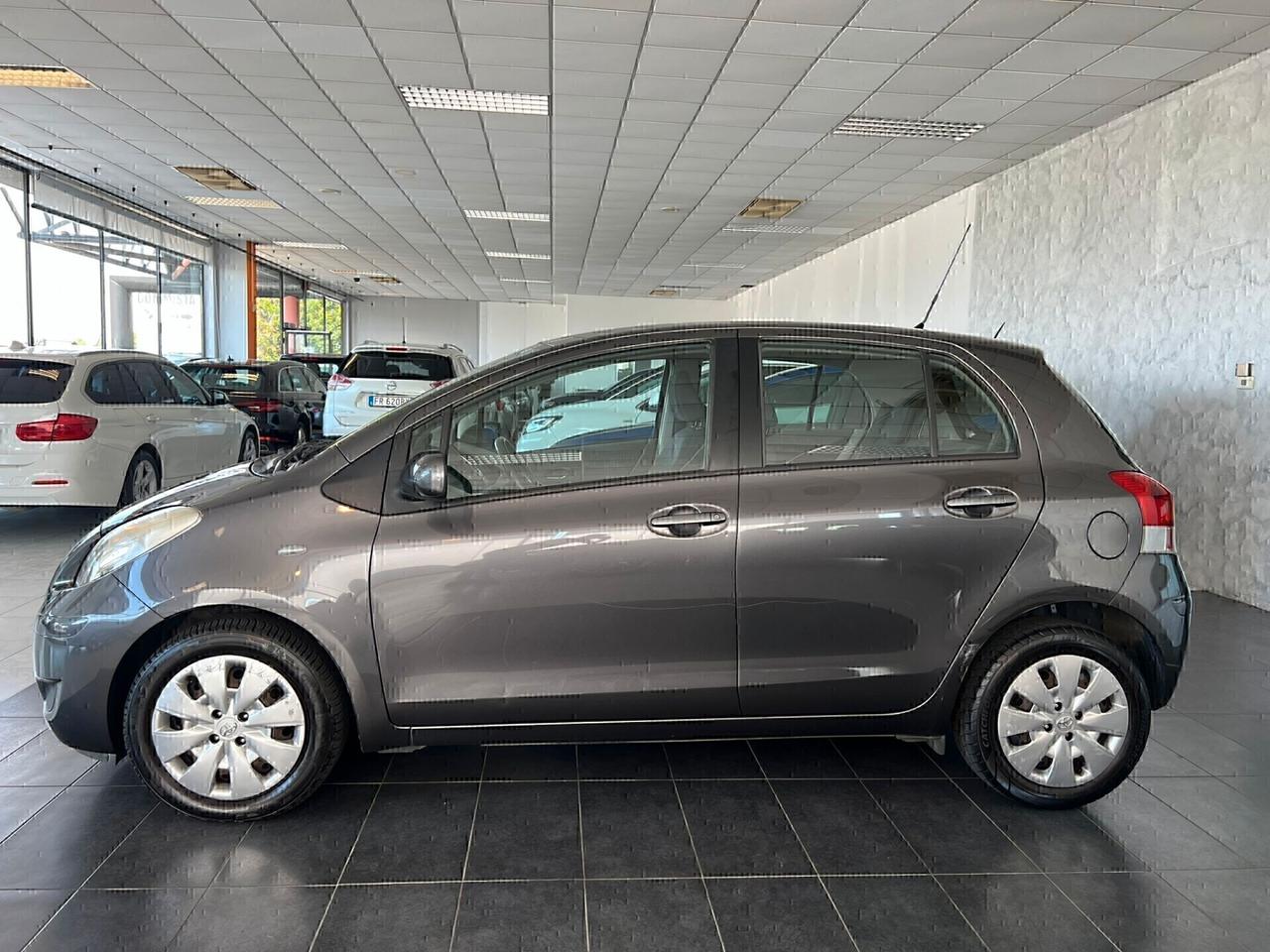 Toyota Yaris 1.3 5 porte Sol