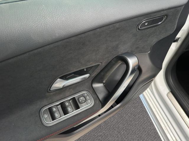 MERCEDES-BENZ A 180 Automatic AMG Line Advanced Plus