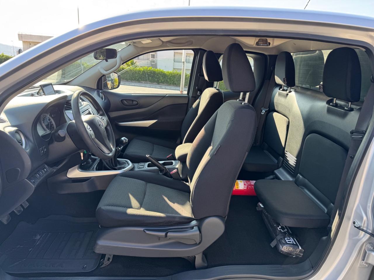 Nissan Navara 2.3 dCi 4WD King Cab, Pedana Scorrevole, hardtop
