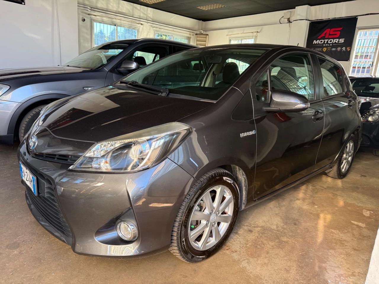 Toyota Yaris 1.5 Hybrid 5 porte Lounge