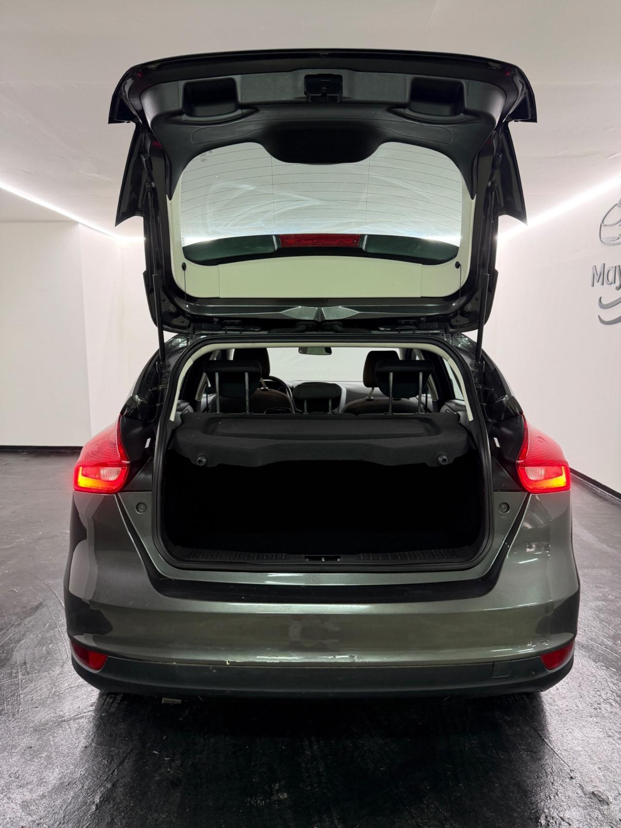 Ford Focus (anno 2017)CAMBIO AUTOMATICO
