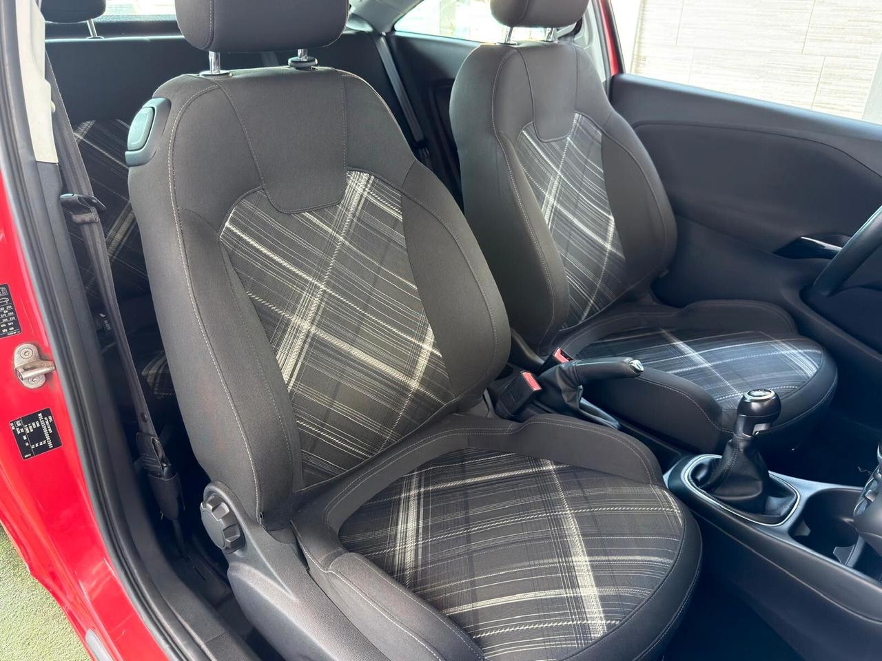 Opel Corsa 1.3 CDTI Coupé Cosmo