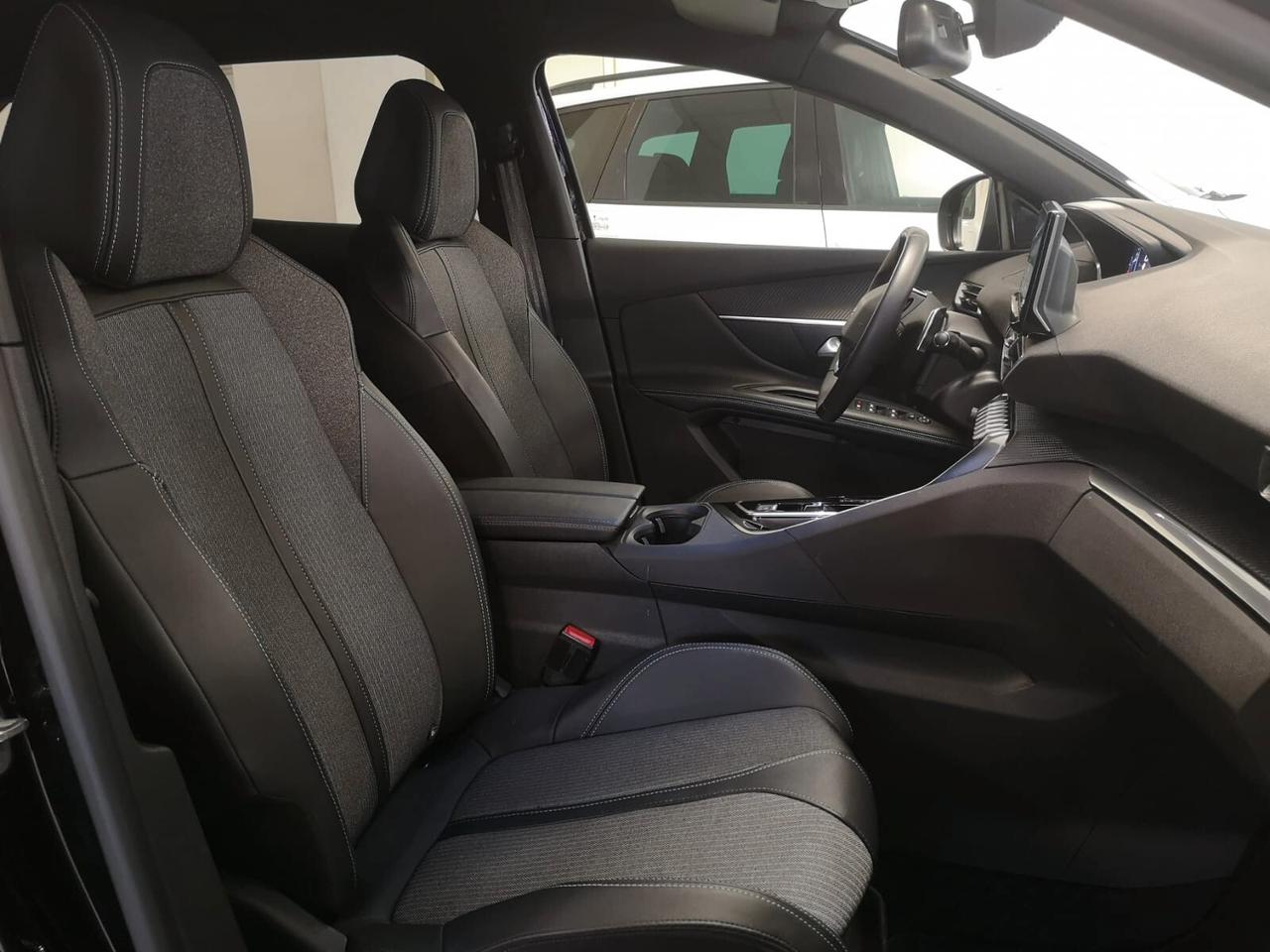 PEUGEOT 3008 1.5BlueHDi 130CV EAT8 S&S Allure 2024