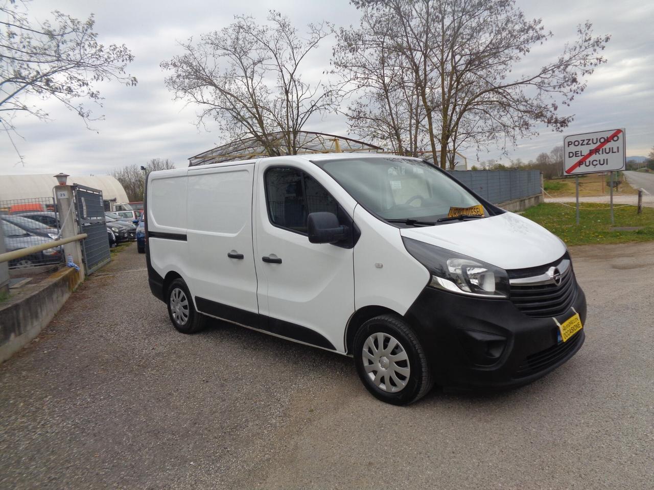 Vivaro 1.6 BiTurbo friziobne e volano km0 garz 12 mesi