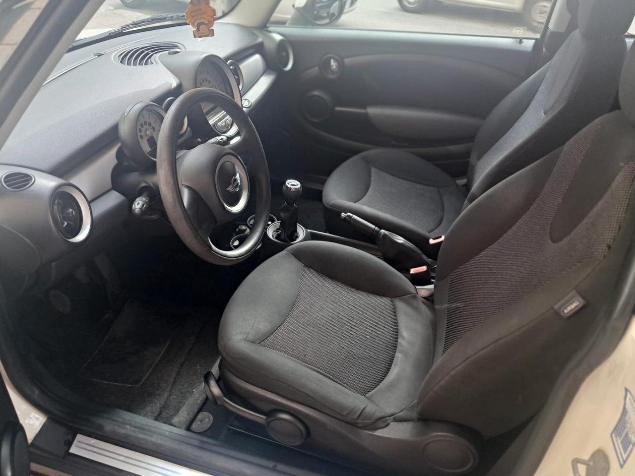 MINI 1.6 16V Cooper D-NEOPATENTATI -Euro4890