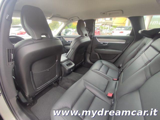 VOLVO V90 Cross Country B4 (d) AWD Geartronic Business Pro