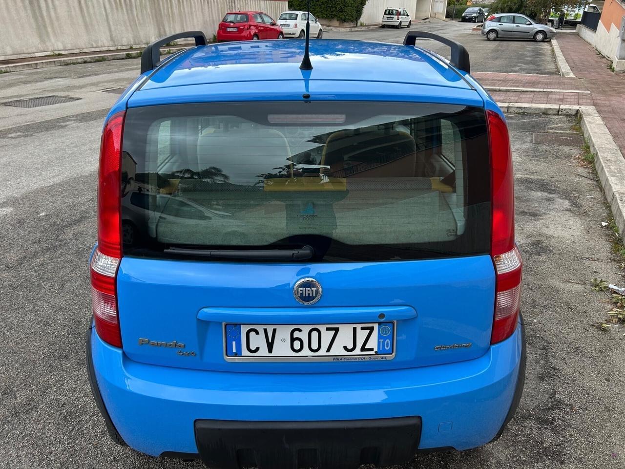 Fiat Panda 1.2 4x4 Climbing solo 133000 km