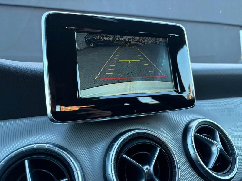 Mercedes CLA Berlina 200 1.8 DIESEL 100 CV cdi Premium