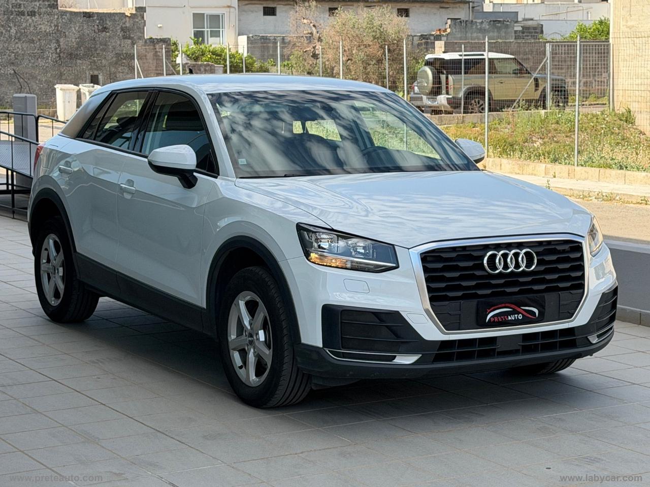 AUDI Q2 30 TDI Business