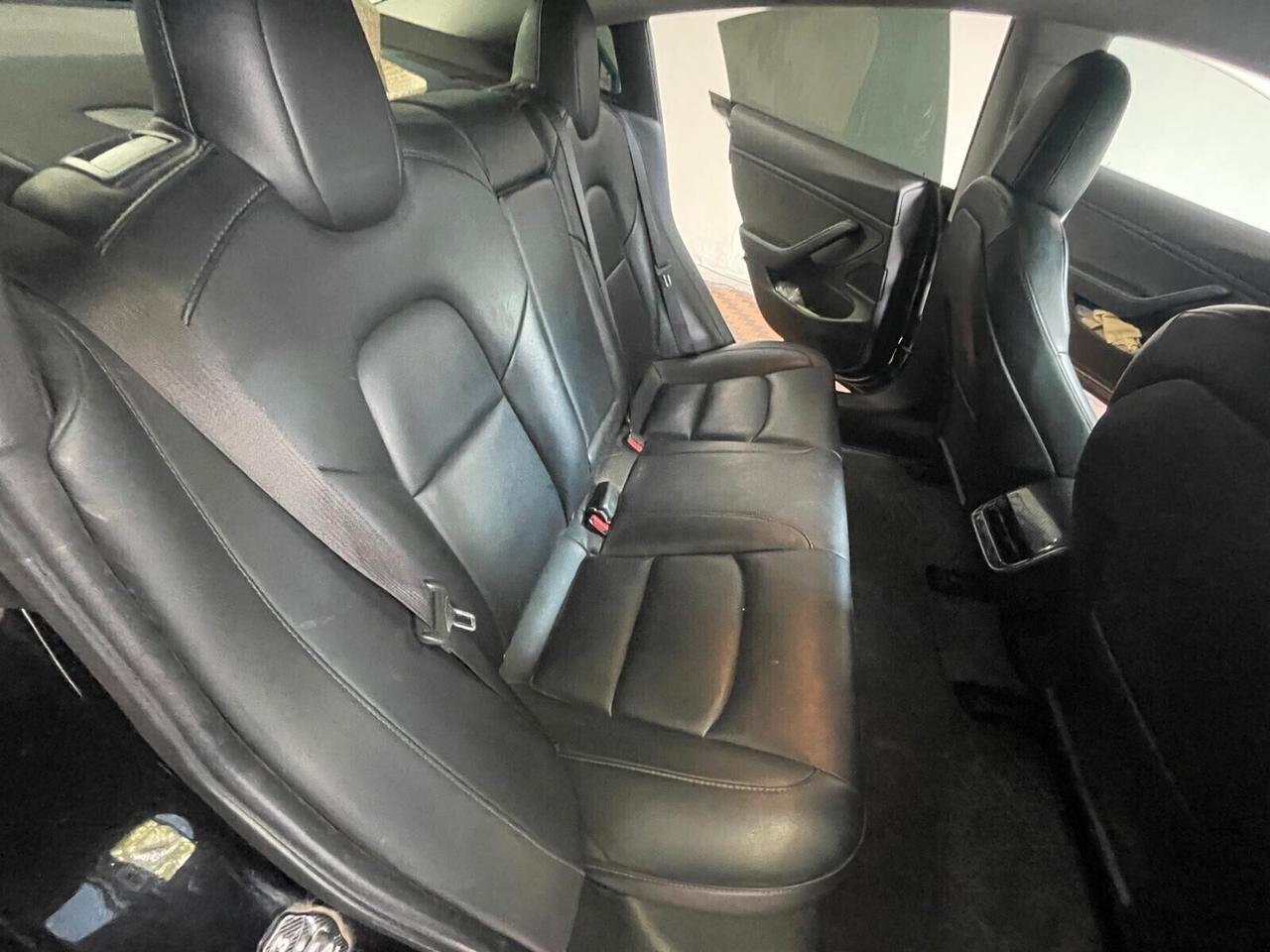 Tesla Model 3 Standard RWD Plus FSD