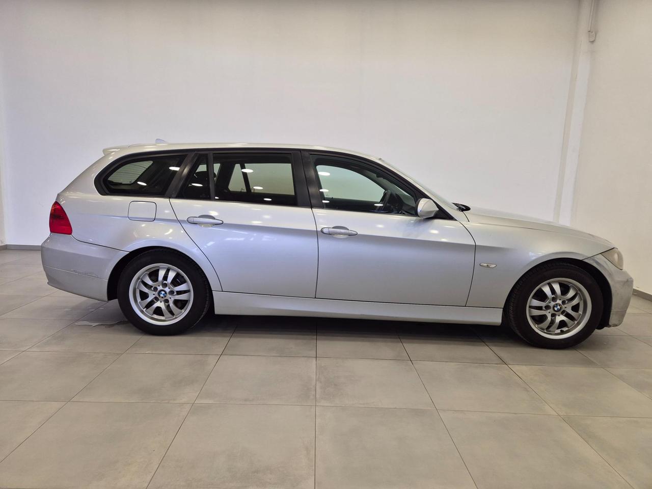 BMW 320 d cat Touring - Bluetooth - Clima auto