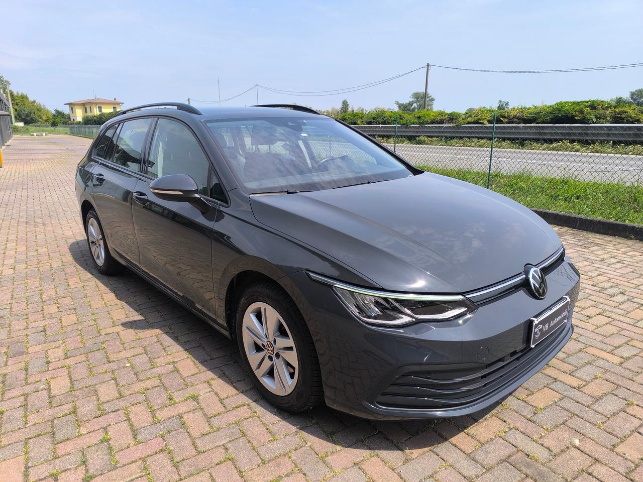 Volkswagen Golf Variant 1.5 eTSI EVO ACT DSG Life