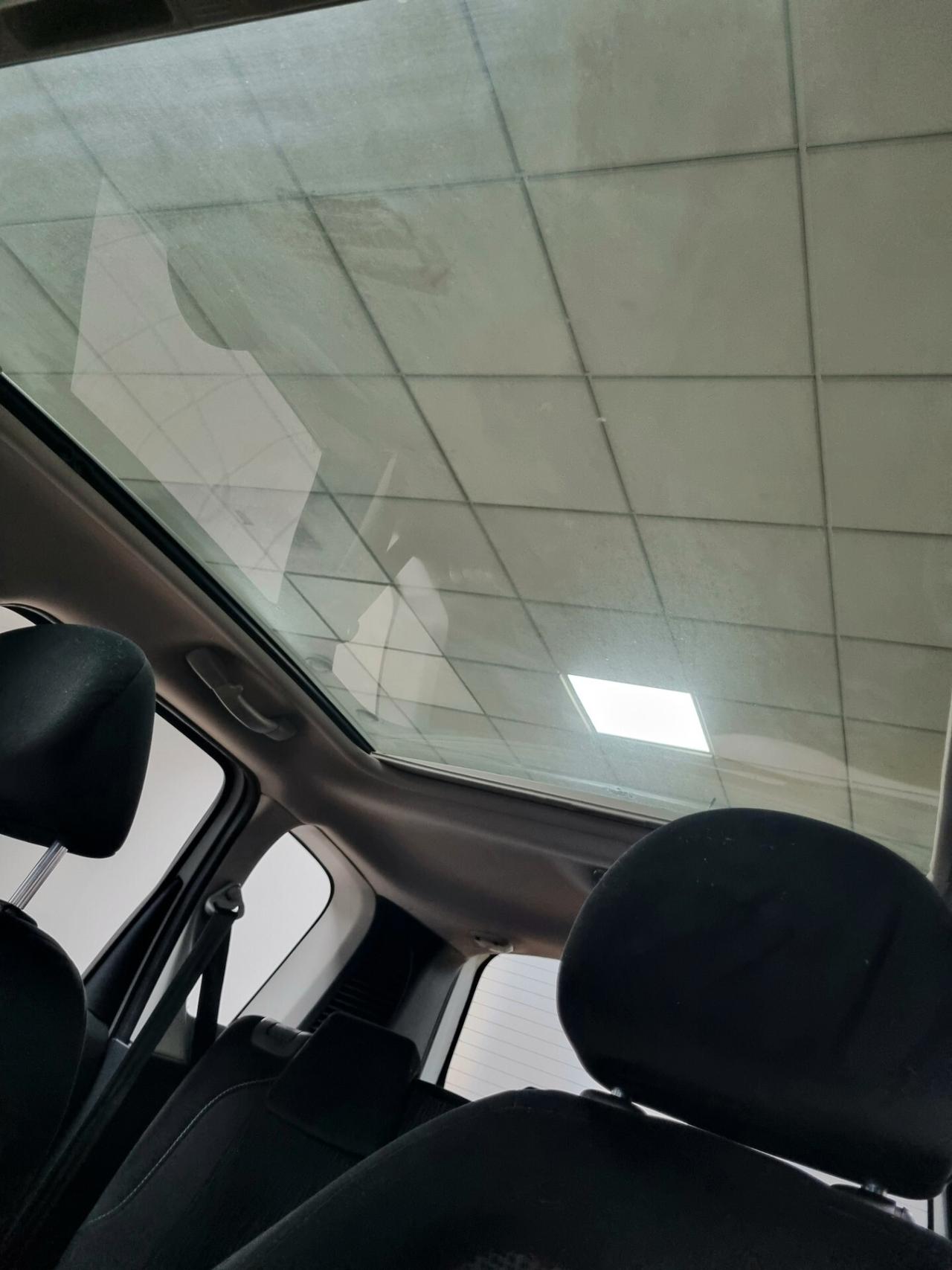 CITROEN C3 PICASSO 1.6 HDi 90 EXCLUSIVE