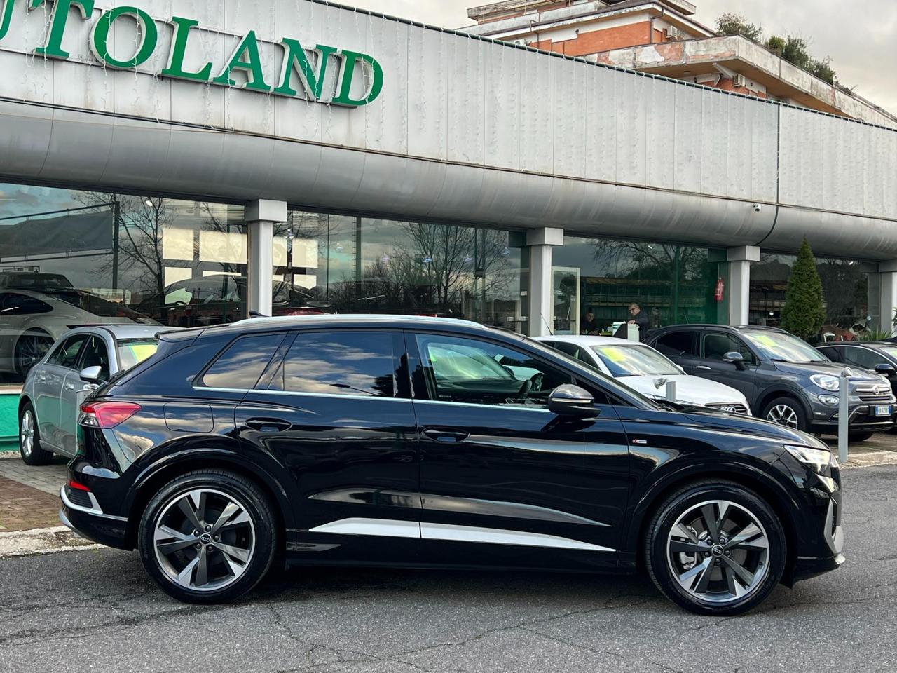 Audi Q4 e-tron 45 S line edition quattro 286cv