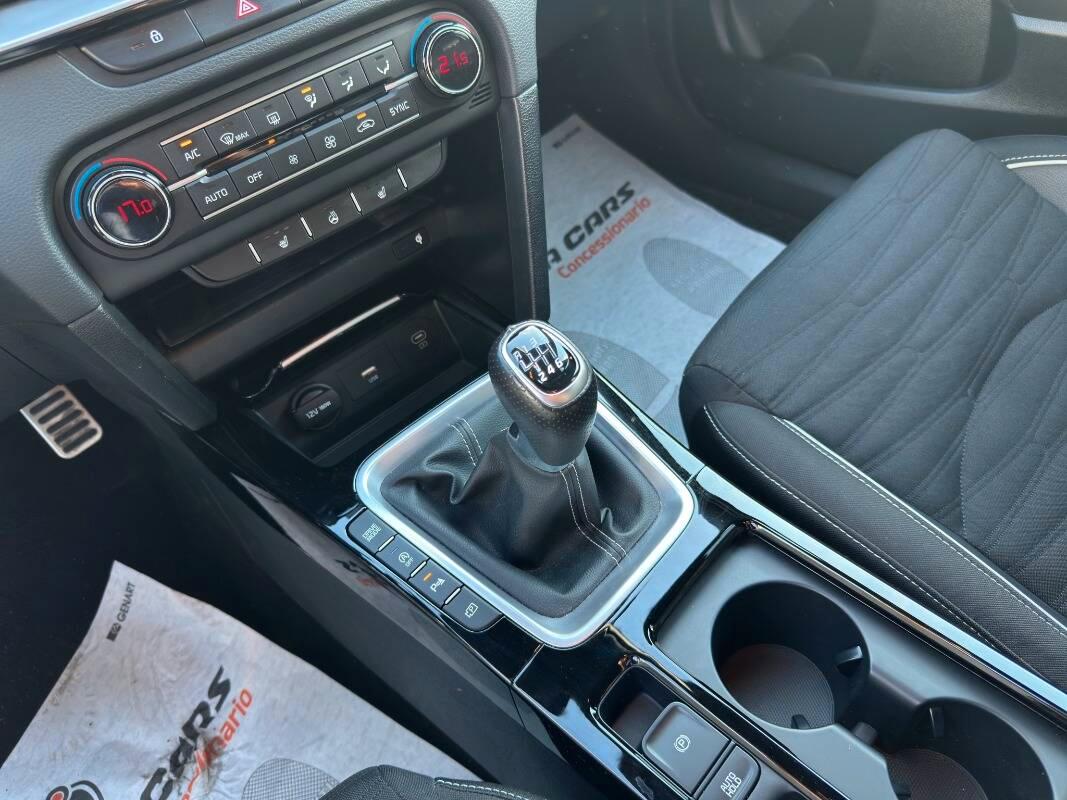 Kia XCeed 1.6 crdi mhev GT-line 136cv TELECAMERA E CARPLAY