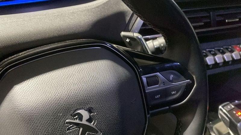 Peugeot 3008 3008 Hybrid 225 e-EAT8 Allure Pack