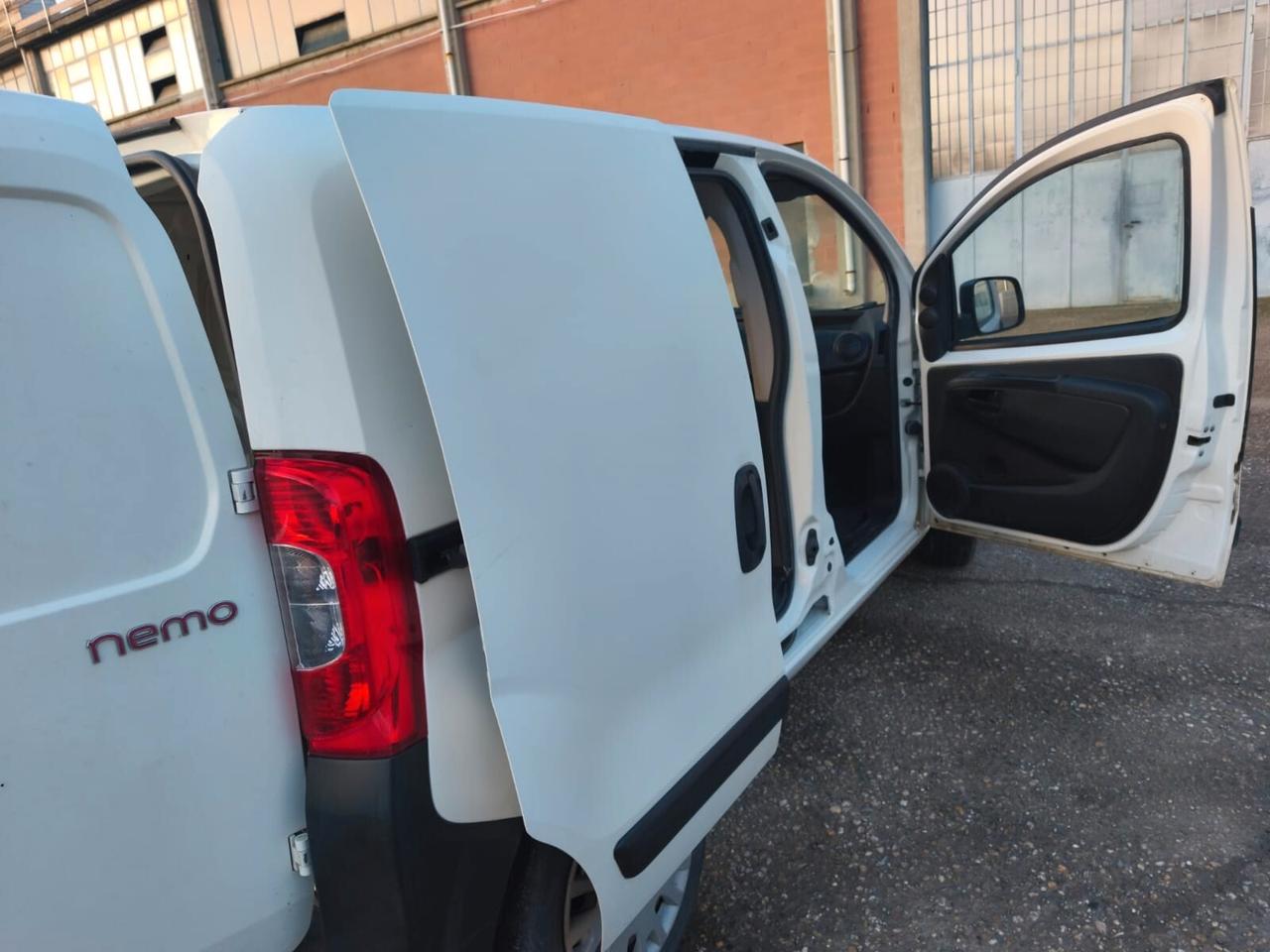 Citroen Nemo 2016---1.3 Diesel Autocarro