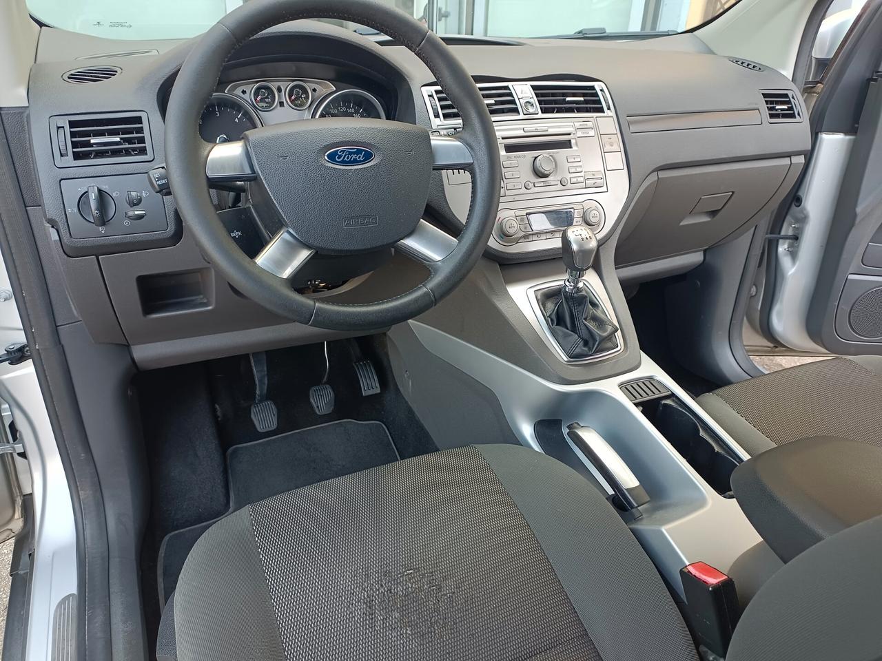 Ford Kuga 2.0 TDCi 2WD Titanium