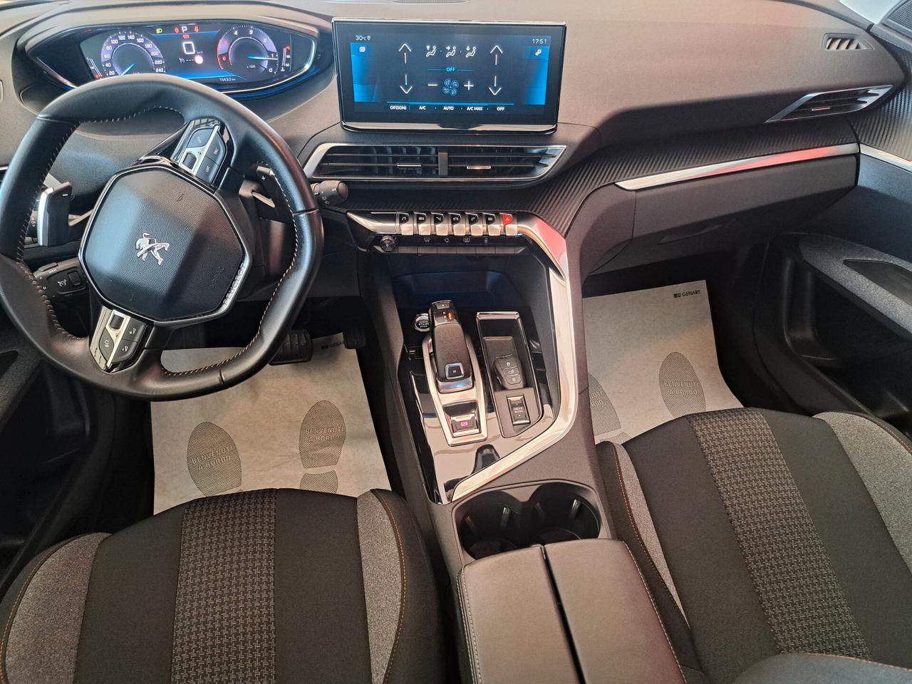 Peugeot 3008 1.5 BlueHDi 130CV S&S Active