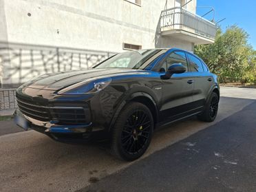 Porsche Cayenne Coupé 3.0 V6 E-Hybrid