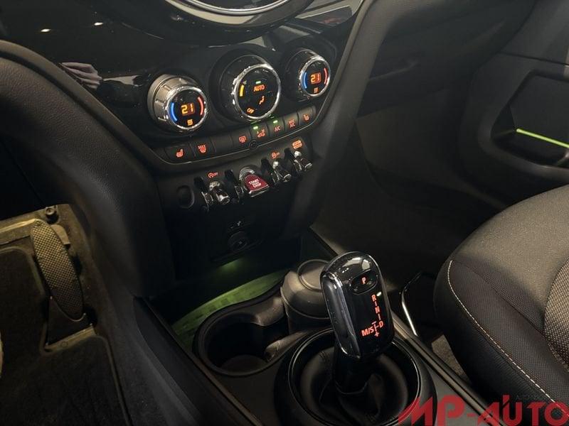 MINI Countryman Cooper AUTOMATICA Essential
