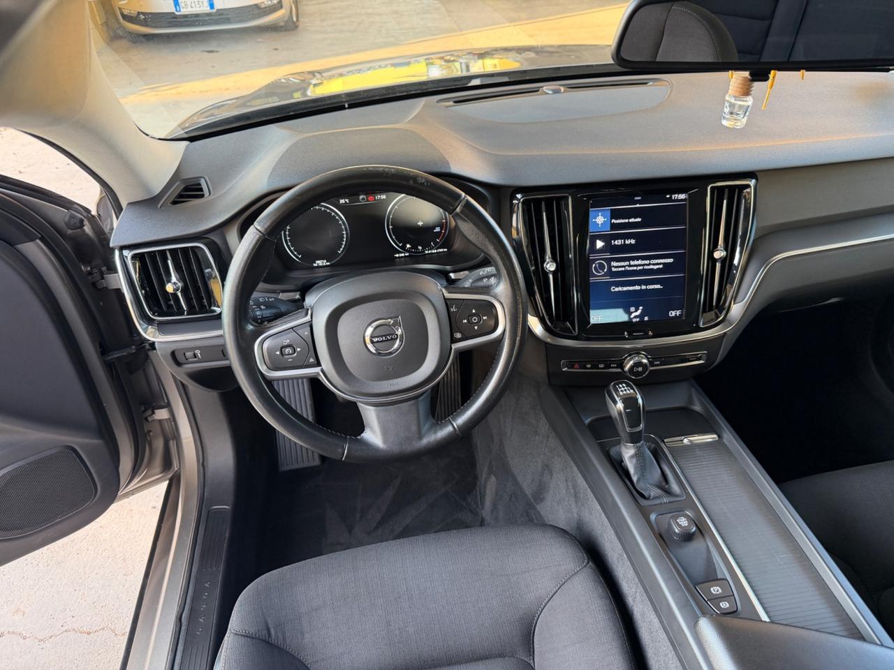 Volvo V60 D3 Business Navigatore 150cv - 2019