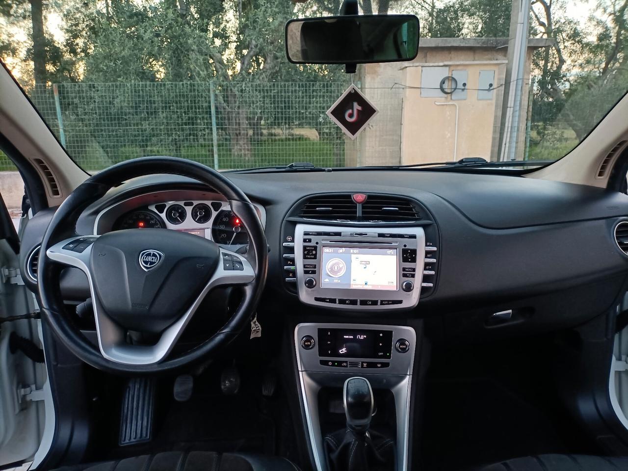 Lancia Delta 1.4 T-Jet 120 CV Platino Ecochic GPL