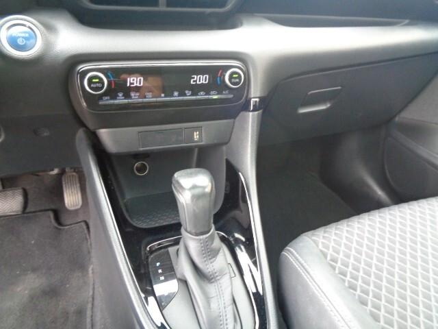 Toyota Yaris 1.5 Hybrid 5 porte Lounge NESSUN VINCOLO DI FINANZIAMENTO